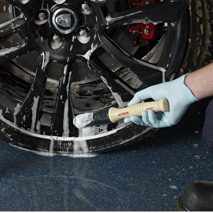 Indlæs video: Autoglym Fælgbørste