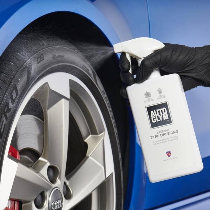 Indlæs video: Autoglym Dækglans Spray 500 ml.